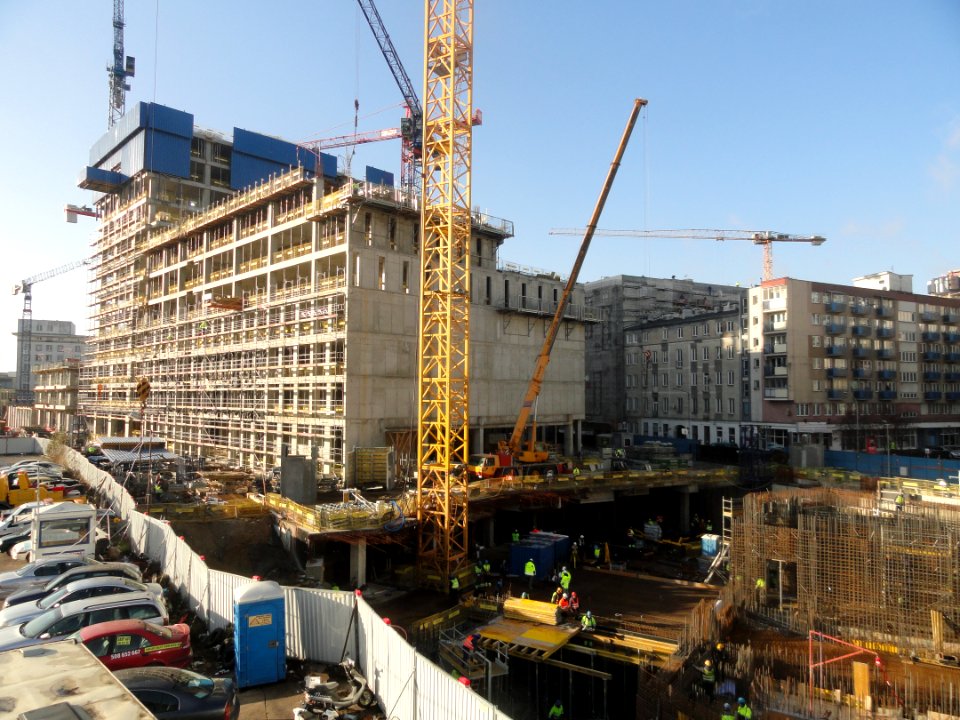 05-12-2018_plac_budowy_Varso,_7