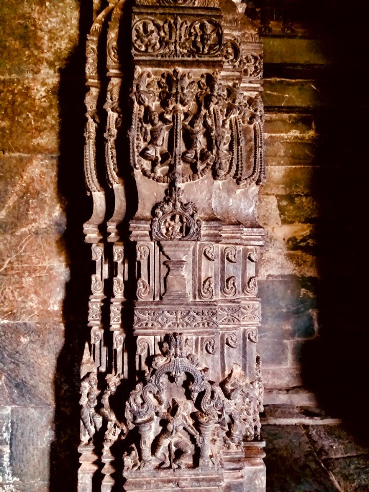 11th_century_Kasivisvesvara_temple,_Lakkundi,_Karnataka_India_-_66
