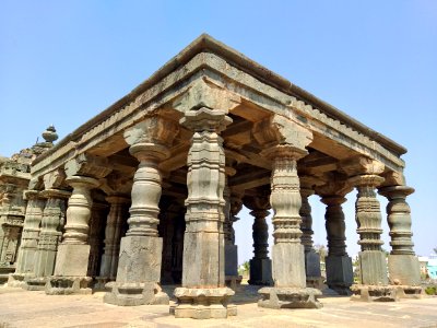 11th_century_Nannesvara_temple,_Lakkundi,_Karnataka_India_-_32