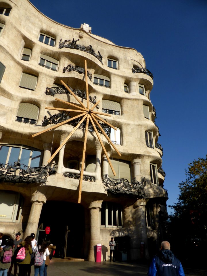 057-Casa-Mila