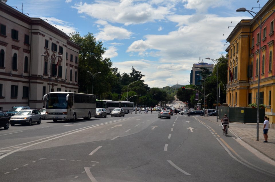 0683_July_2017_in_Tirana