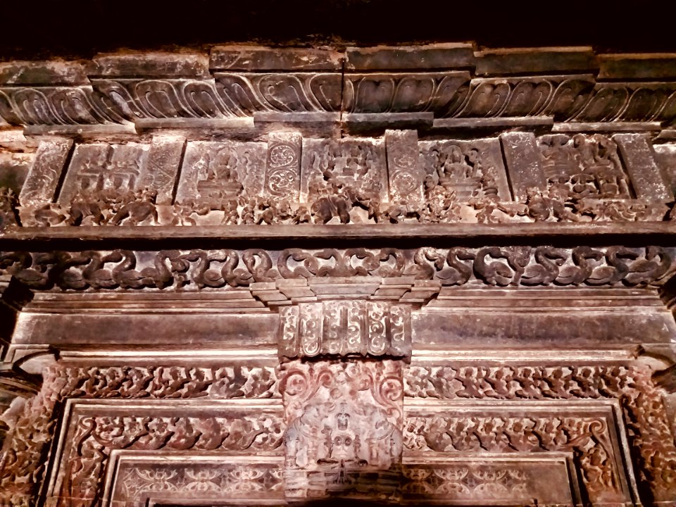 11th_century_Kasivisvesvara_temple,_Lakkundi,_Karnataka_India_-_76