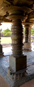 11th_century_Nannesvara_temple,_Lakkundi,_Karnataka_India_-_73