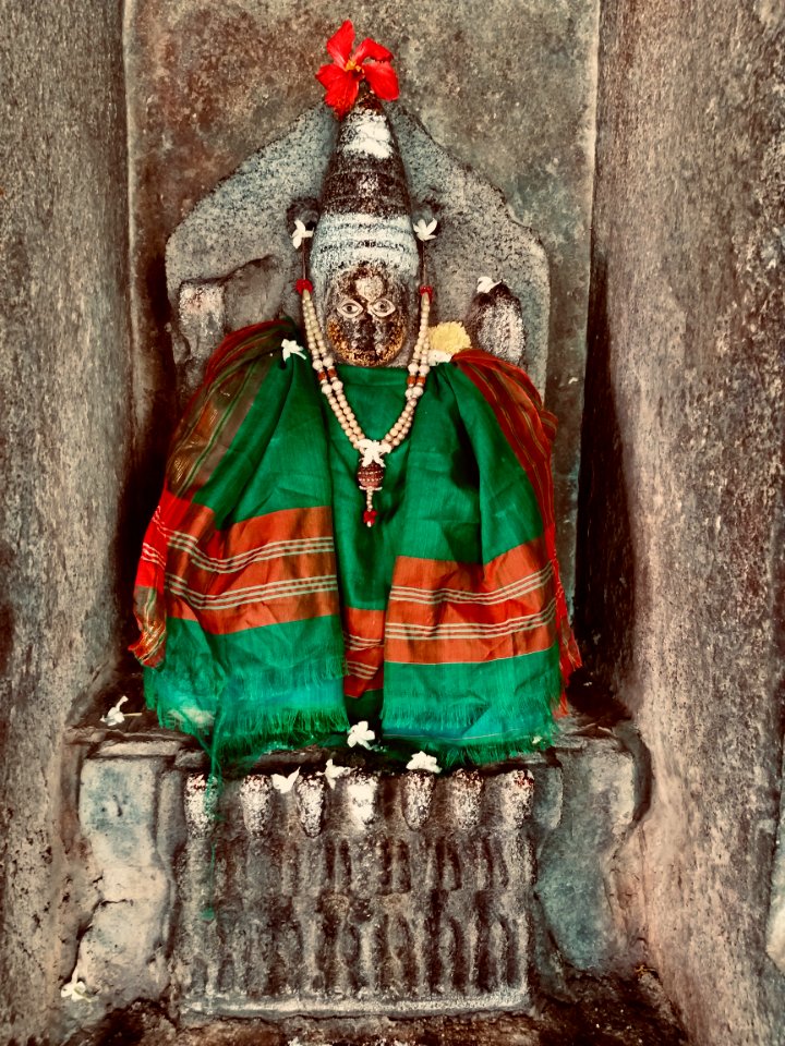 11th_century_Panchalingeshwara_temples_group,_Kalyani_Chalukya,_Sedam_Karnataka_India_-_59