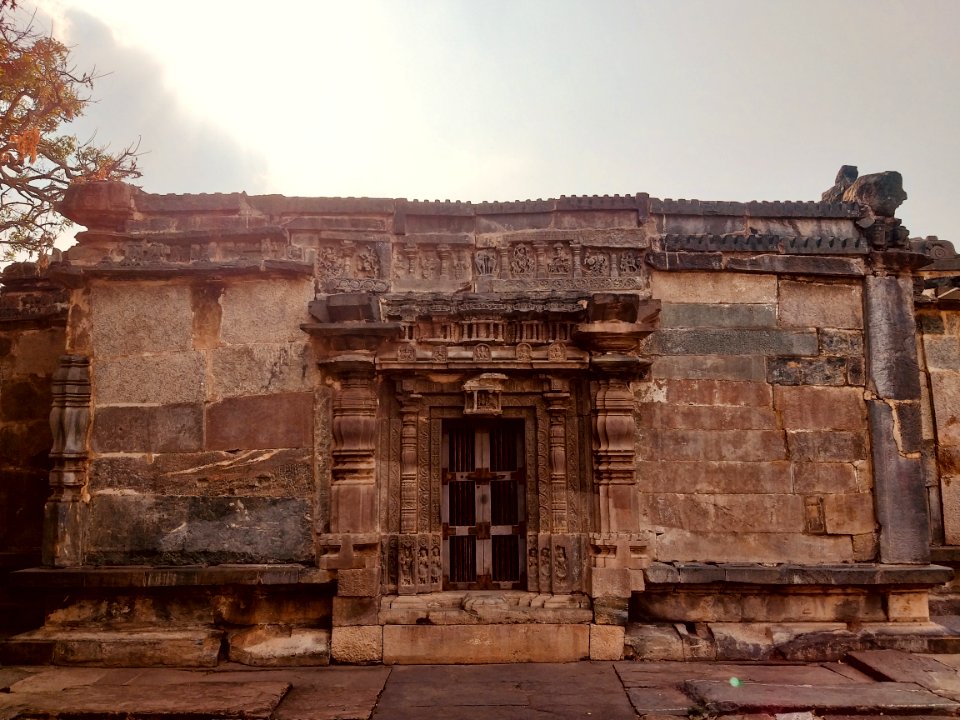 11th_century_Amritesvara_temple,_Annigeri,_Karnataka_India_-_54