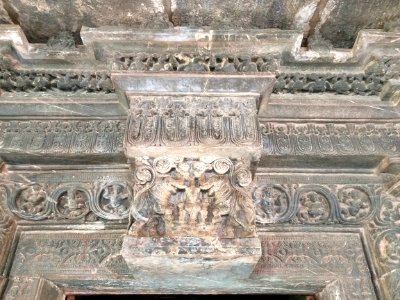 11th_century_Brahma_Jinalaya_temple,_Lakkundi,_Karnataka_India_-_28