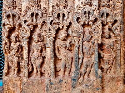 11th_century_Kasivisvesvara_temple,_Lakkundi,_Karnataka_India_-_51