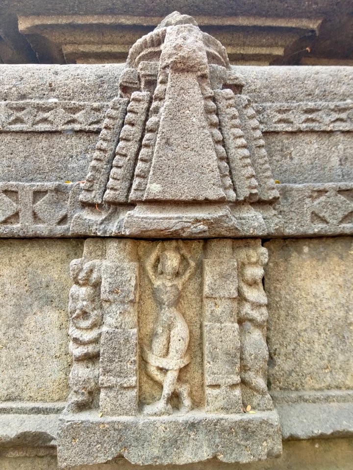 11th_12th_century_Suryanarayana_Temple,_Kalgi,_Karnataka_India_-_19