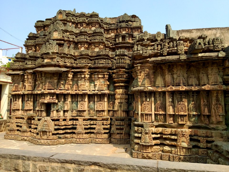 11th_12th_century_Someshvara_temple,_Gadag_Betageri,_Karnataka_India_-_71