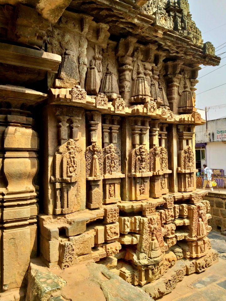 11th_12th_century_Someshvara_temple,_Gadag_Betageri,_Karnataka_India_-_9