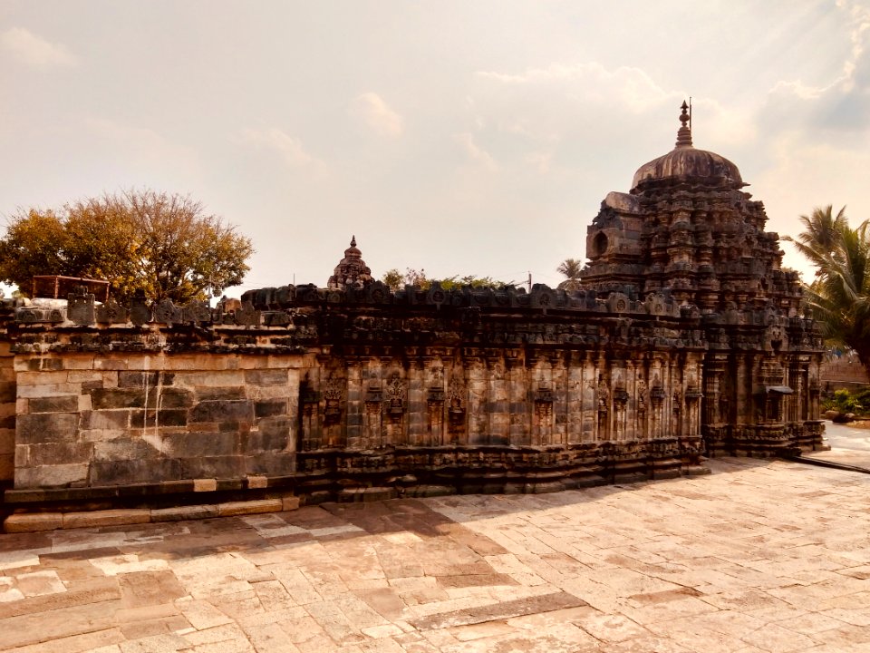 11th_century_Amritesvara_temple,_Annigeri,_Karnataka_India_-_55