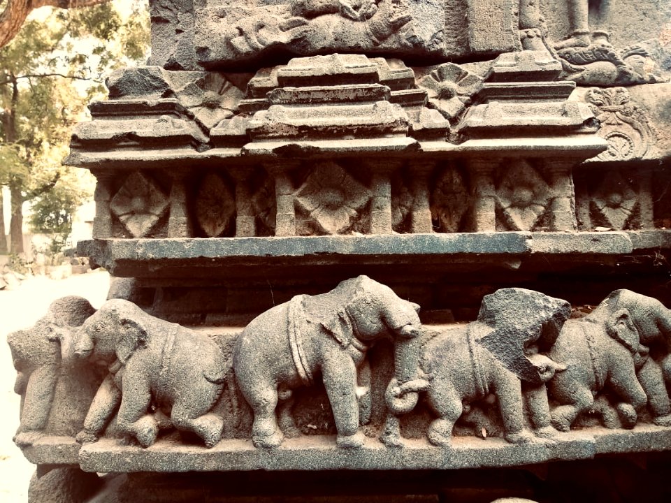 11th_12th_century_Pachala_Someshwara_Temple_reliefs_and_mandapams,_Panagal_Telangana_India_-_51