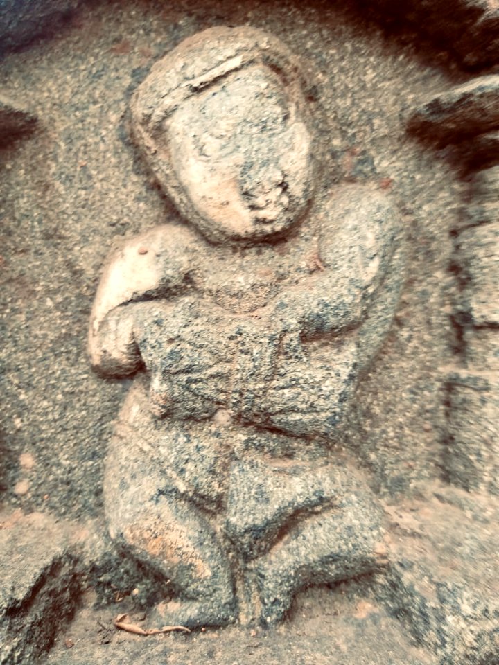 11th_12th_century_Pachala_Someshwara_Temple_reliefs_and_mandapams,_Panagal_Telangana_India_-_20