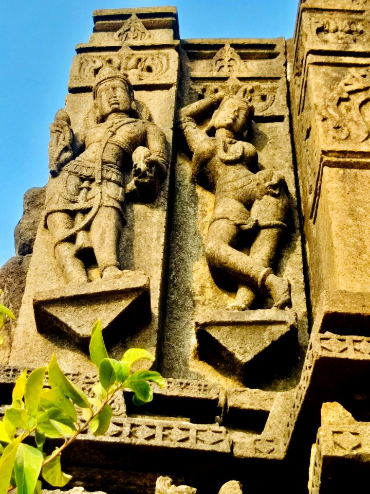 11th_12th_century_Suryanarayana_Temple,_Kalgi,_Karnataka_India_-_55