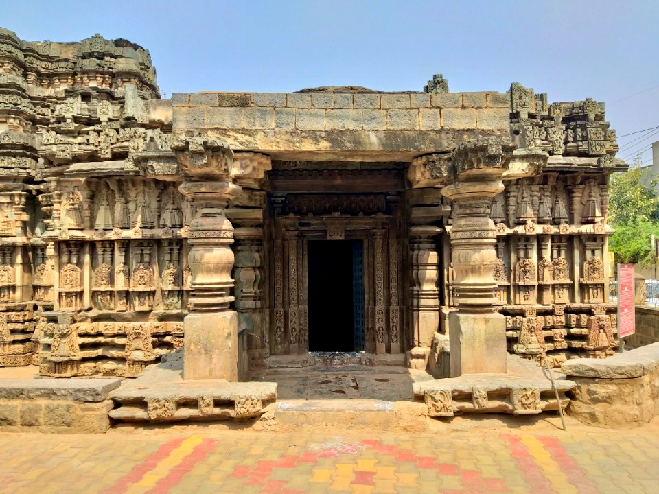11th_12th_century_Someshvara_temple,_Gadag_Betageri,_Karnataka_India_-_61