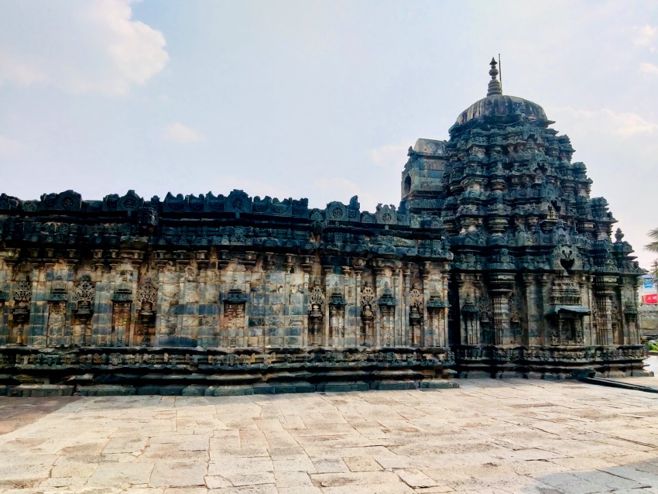 11th_century_Amritesvara_temple,_Annigeri,_Karnataka_India_-_76