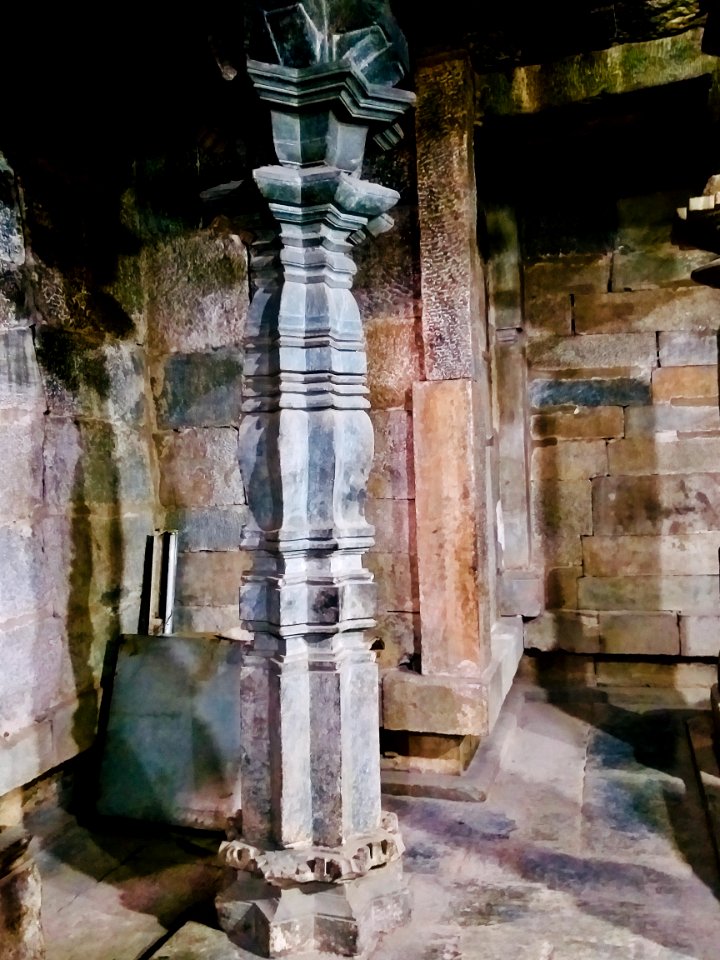11th_century_Amritesvara_temple,_Annigeri,_Karnataka_India_-_82