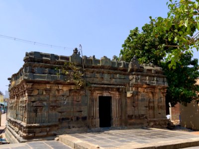 11th_12th_century_Virupaksha_temple,_Lakkundi,_Karnataka_India_-_01