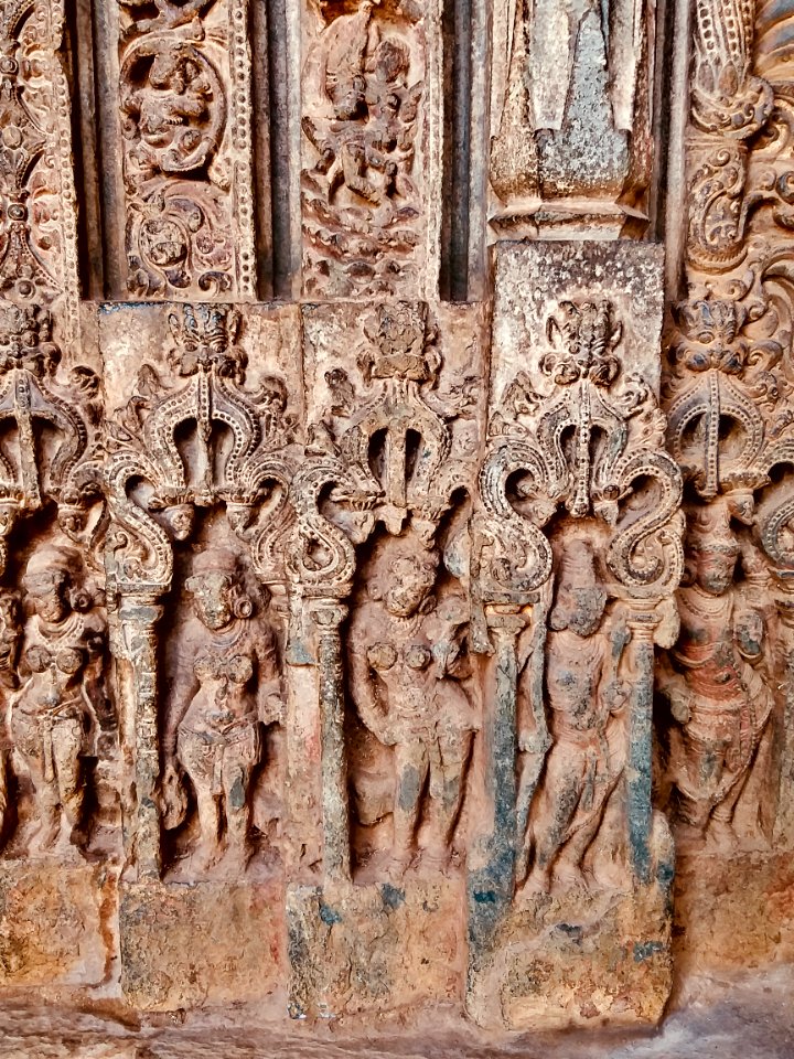 11th_century_Kasivisvesvara_temple,_Lakkundi,_Karnataka_India_-_09