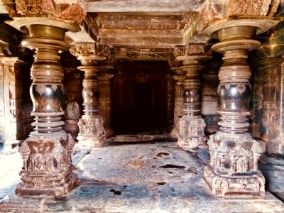 11th_century_Kasivisvesvara_temple,_Lakkundi,_Karnataka_India_-_08