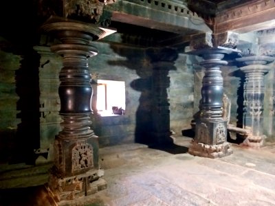 11th_century_Brahma_Jinalaya_temple,_Lakkundi,_Karnataka_India_-_47