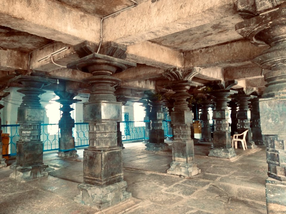 11th_12th_century_Pachala_Someshwara_Temple_reliefs_and_mandapams,_Panagal_Telangana_India_-_62
