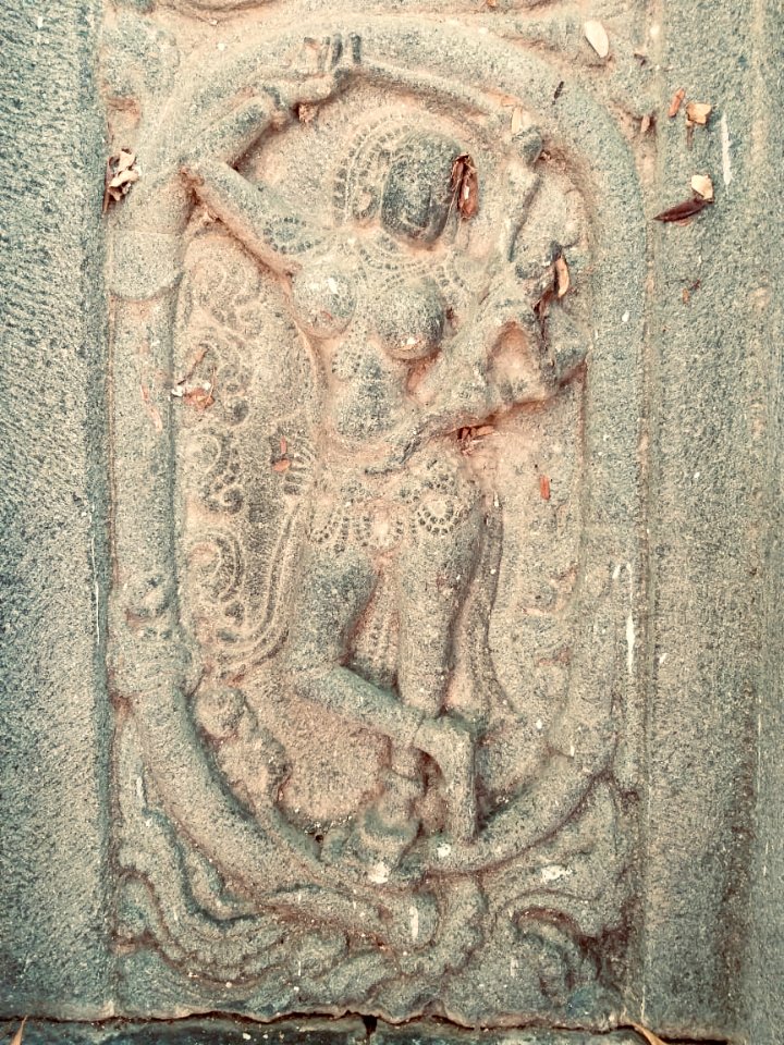 11th_12th_century_Pachala_Someshwara_Temple_reliefs_and_mandapams,_Panagal_Telangana_India_-_9