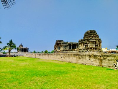 11th_century_Kasivisvesvara_temple,_Lakkundi,_Karnataka_India_-_03