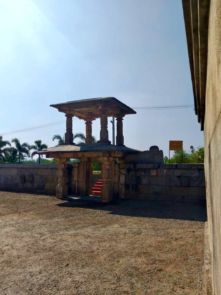 11th_12th_century_Chaya_Someshwara_Temple,_Panagal_Telangana_India_-_51