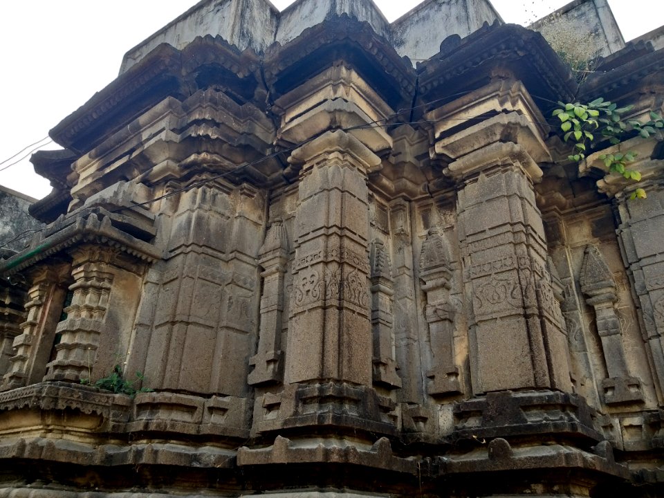 11th_12th_century_Siddheshwara_Temple_Kalgi_Karnataka_India_-_29