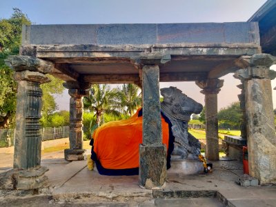12th_century_Dodda_Basappa_temple,_Dambal,_Karnataka_India_-_09