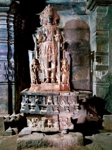 11th_century_Brahma_Jinalaya_temple,_Lakkundi,_Karnataka_India_-_06
