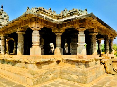 11th_century_Brahma_Jinalaya_temple,_Lakkundi,_Karnataka_India_-_55