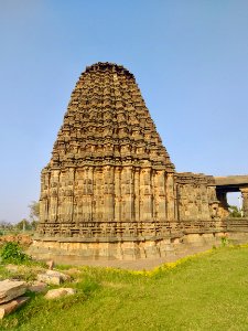 12th_century_Dodda_Basappa_temple,_Dambal,_Karnataka_India_-_126