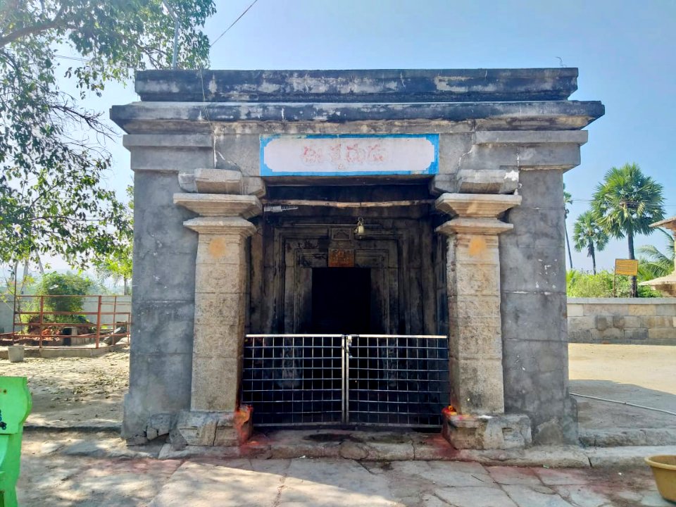 11th_12th_century_Chaya_Someshwara_Temple,_Panagal_Telangana_India_-_65