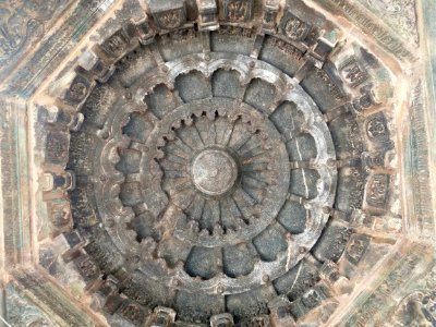 12th_century_Mahadeva_temple,_Itagi,_Karnataka_India_-_119