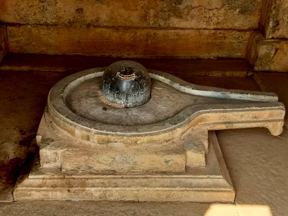 12th_century_Mahadeva_temple,_Itagi,_Karnataka_India_-_128