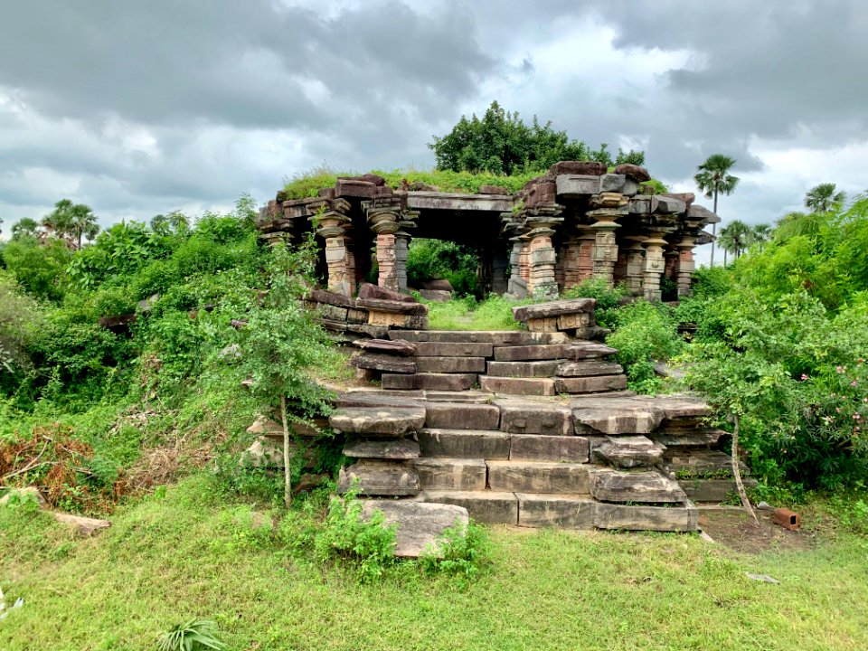 12th_century_Kota_Gudi_complex,_Ghanpur_Mulugu,_Telangana_India_-_56
