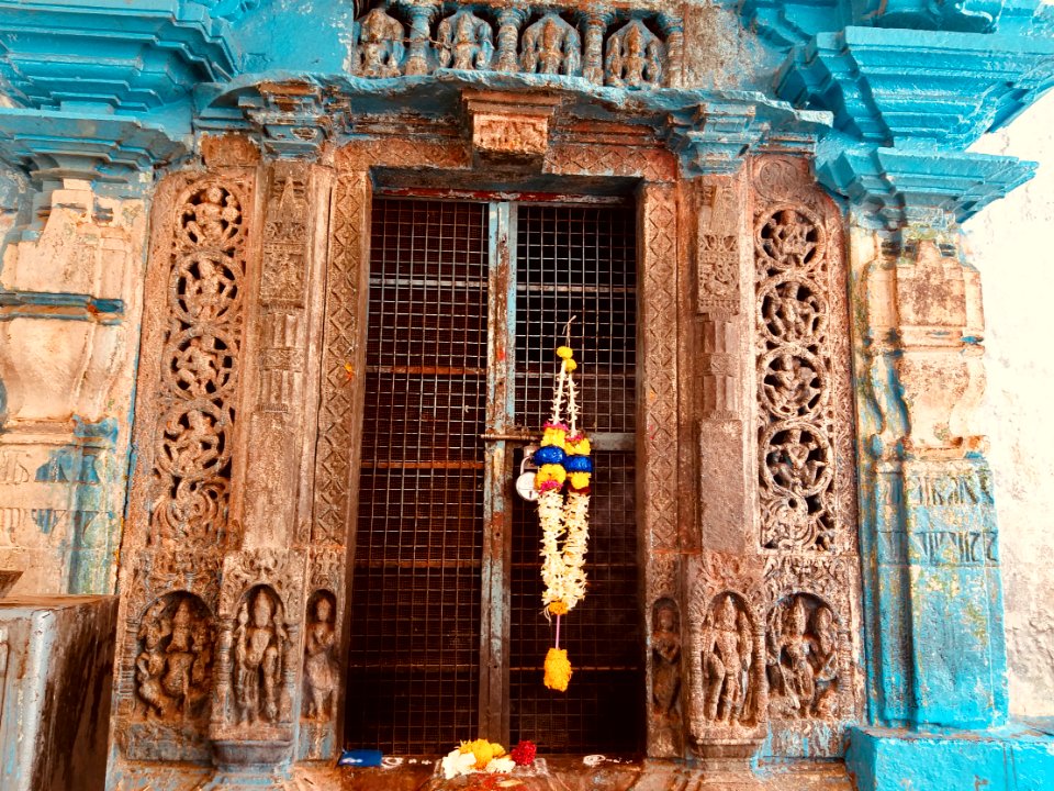 12th_century_Veeranarayana_temple,_Gadag,_Karnataka_India_-_07