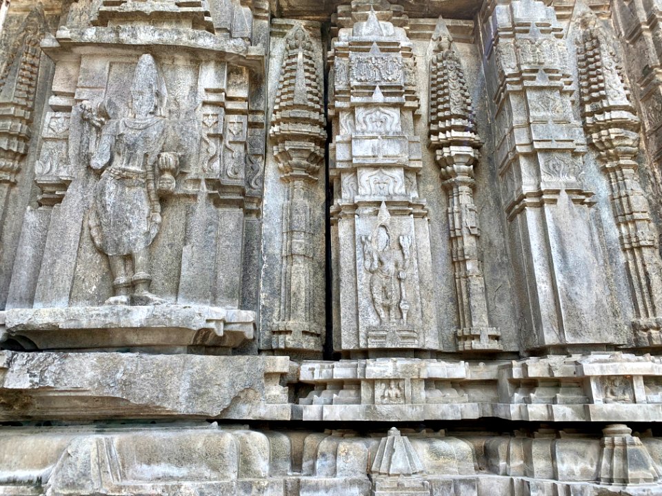 12th_century_Thousand_Pillar_temple,_Hanumkonda,_Telangana,_India_-_59