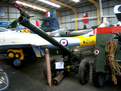 120mm_recoilless_anti-tank_gun,_NELSAM,_27_June_2015