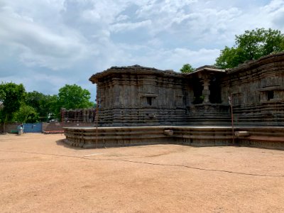 12th_century_Thousand_Pillar_temple,_Hanumkonda,_Telangana,_India_-_95