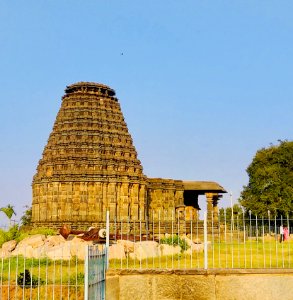12th_century_Dodda_Basappa_temple,_Dambal,_Karnataka_India_-_221
