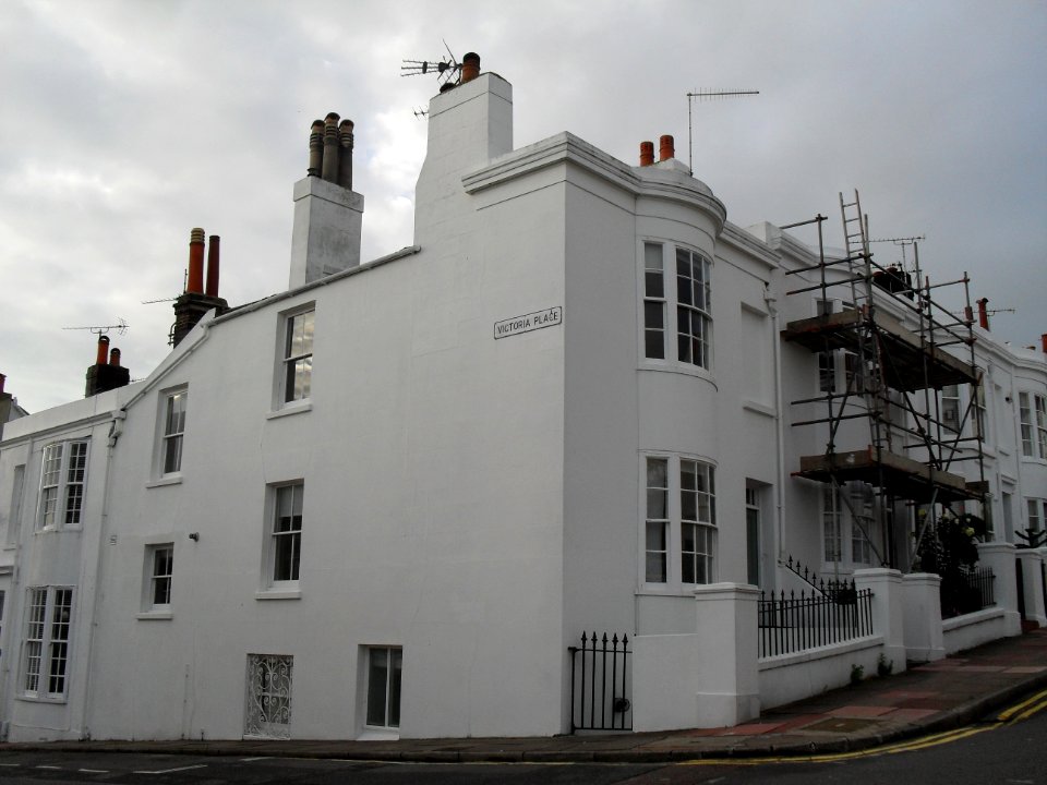 13_and_14_Victoria_Street,_Brighton_(NHLE_Code_1380185)_(September_2010)