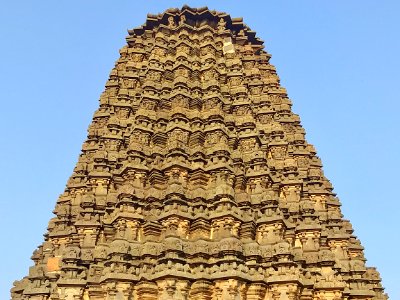 12th_century_Dodda_Basappa_temple,_Dambal,_Karnataka_India_-_128