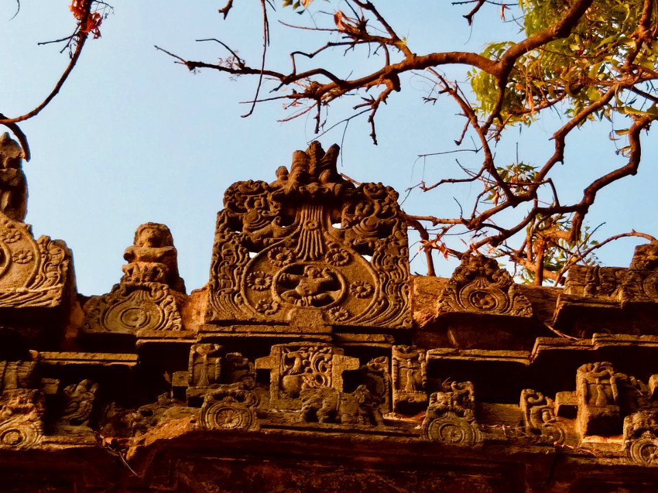 11th_century_Amritesvara_temple,_Annigeri,_Karnataka_India_-_19