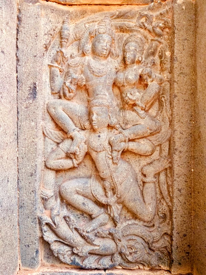 11th_12th-century_Pachala_Someshwara_Temple_-_9