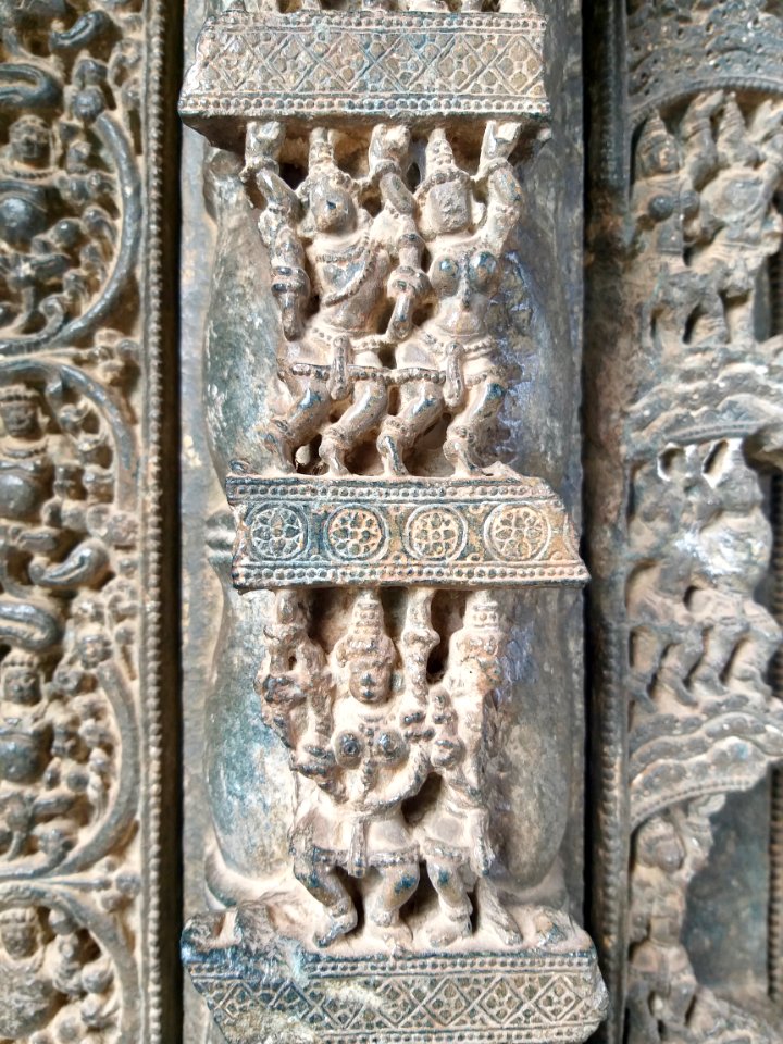 12th_century_Mahadeva_temple,_Itagi,_Karnataka_India_-_125