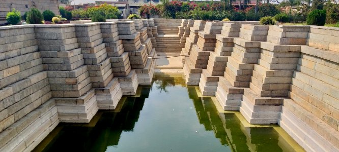 12th_century_Mahadeva_temple,_Itagi,_Karnataka_India_-_19