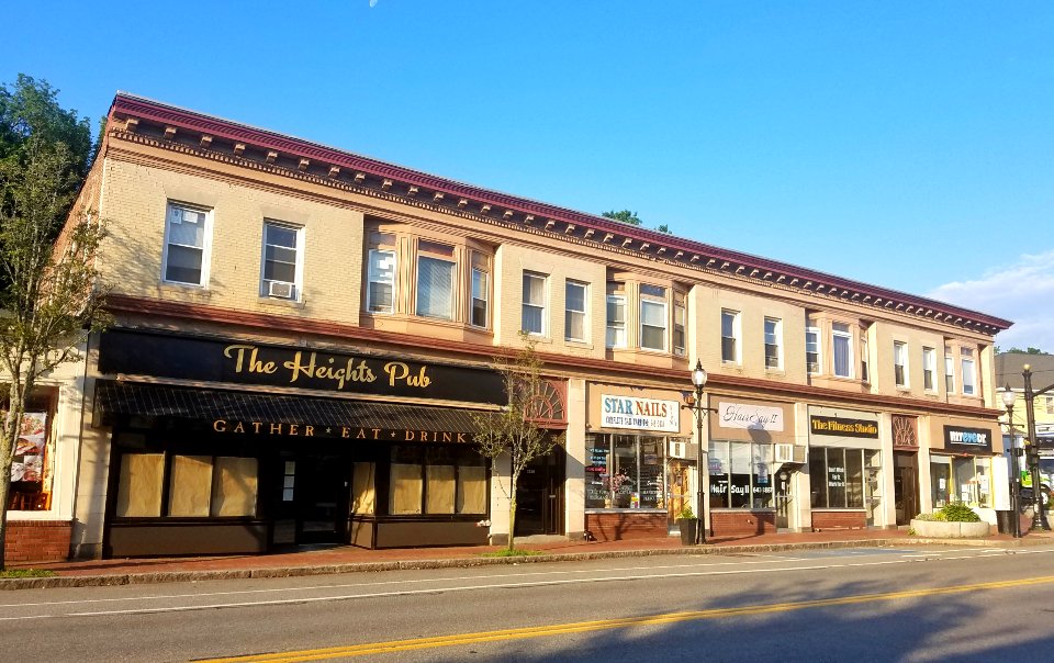 1314-1328_Massachusetts_Avenue_-_Arlington_Heights,_Massachusetts